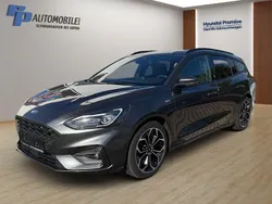Grau Gebraucht 2021 Ford Focus ST-Line Limousine | 18.990 € (Teuer)
