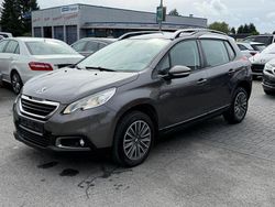 Grau Gebraucht 2014 Peugeot 2008 Active SUV | 4.990 € (Guter Preis)