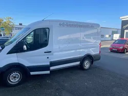 Weiß Gebraucht 2017 Ford Transit Basis Abholung | 8.800 €