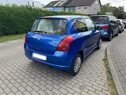 Blau Gebraucht 2006 Suzuki Swift Kleinwagen | 1.650 €