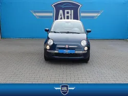 Colore esterno dipinto di blu Gebraucht 2015 Fiat 500 Lounge Limousine | 9.490 € (Fairer Preis)