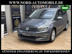 Indiumgrau metallic (metallic) Gebraucht 2021 VW Touran Comfortline Van / Kleinbus | 22.490 € (Guter Preis)
