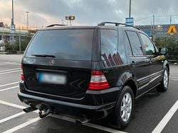 Schwarz Gebraucht 2001 Mercedes ML320 SUV | 3.499 € (Guter Preis)