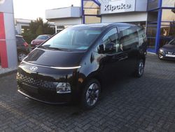 Schwarz Gebraucht 2024 Hyundai Staria Trend Van / Kleinbus | 47.200 € (Guter Preis)
