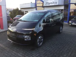 Schwarz Neu 2024 Hyundai Staria Trend Van | 47.200 €