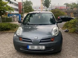 Grau Gebraucht 2003 Nissan Micra Kleinwagen | 1.999 €