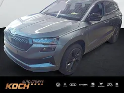 Grau Gebraucht 2024 Skoda Karoq SportLine SUV | 37.930 € (Teuer)