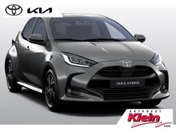 Grau Neu 2025 Toyota Yaris Hybrid Limousine | 27.790 € (Etwas zu teuer)