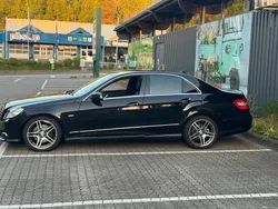 Schwarz Gebraucht 2011 Mercedes E350 Limousine | 8.000 € (Guter Preis)
