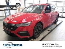 Velvetrot premium metallic Gebraucht 2022 Skoda Octavia RS Kombi | 27.480 € (Guter Preis)