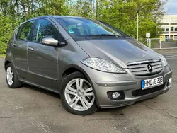Silber Gebraucht 2007 Mercedes A200 Avantgarde Edition Limousine | 5.500 € (Etwas zu teuer)