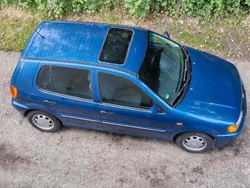 Blau Gebraucht 1998 VW Polo Kleinwagen | 700 € (Fairer Preis)
