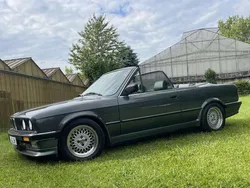 Grau Gebraucht 1986 BMW 325 Cabriolet Cabrio | 42.500 €