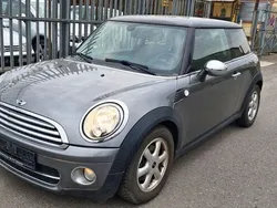 Silber Gebraucht 2009 Mini Cooper D Kleinwagen | 3.690 € (Fairer Preis)