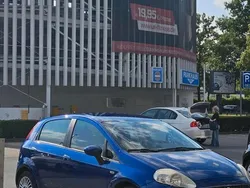 Blau Gebraucht 2006 Fiat Grande Punto Kleinwagen | 1.000 € (Guter Preis)