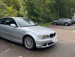 Silber Gebraucht 2004 BMW 130 Kleinwagen | 3.500 €