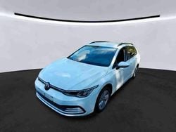 Pure white Gebraucht 2022 VW Golf VIII Kombi | 13.200 € (Superpreis)