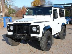 Weiß Gebraucht 2015 Land Rover Defender SUV | 66.890 €