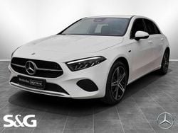 Unilack polarweiß Gebraucht 2025 Mercedes A250 Limousine | 29.970 € (Guter Preis)