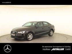 Mythosschwarz metallic (metallic) Gebraucht 2015 Audi A3 Attraction Limousine | 9.999 € (Guter Preis)