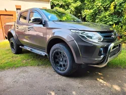 Grau Gebraucht 2017 Mitsubishi L200 Abholung | 16.900 € (Guter Preis)