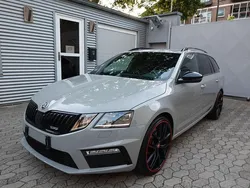 Grau Gebraucht 2020 Skoda Octavia RS Kombi | 18.599 € (Superpreis)