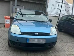 Blau Gebraucht 2003 Ford Fiesta Kleinwagen | 1.050 € (Guter Preis)