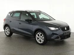 Magnetic grau metallic Neu 2025 Seat Arona FR SUV | 29.084 € (Fairer Preis)