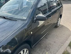Schwarz Gebraucht 2003 Skoda Fabia Kombi | 1.600 €
