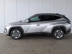 Shimmering silver metallic Neu 2025 Hyundai Tucson GO! SUV | 28.050 € (Guter Preis)