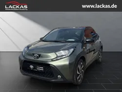 6w4)/ black mica (209) (gruen Gebraucht 2023 Toyota Aygo Pulse Kleinwagen | 16.900 € (Fairer Preis)