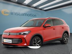 Rot Gebraucht 2024 VW Tiguan SUV | 46.949 € (Fairer Preis)