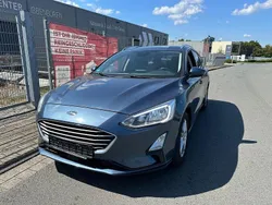 Blau Gebraucht 2019 Ford Focus Cool & Connect Limousine | 7.499 € (Fairer Preis)