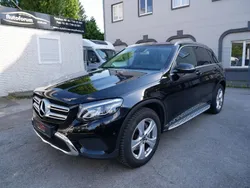 Obsidianschwarz metalliclack Gebraucht 2018 Mercedes GLC250 AMG SUV | 28.950 € (Fairer Preis)