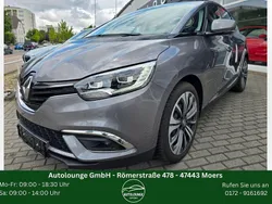 Grau Gebraucht 2022 Renault Scénic IV Equilibre Van / Kleinbus | 21.990 € (Fairer Preis)