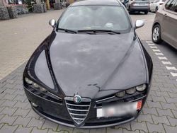 Schwarz Gebraucht 2005 Alfa Romeo 159 Ti Kombi | 3.099 € (Etwas zu teuer)