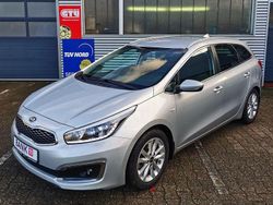 Silber Gebraucht 2017 Kia Ceed Sportswagon DREAM-TEAM Edition Kombi | 11.995 € (Teuer)