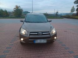 Braun Gebraucht 2009 Toyota RAV4 Multidrive S SUV | 8.000 € (Fairer Preis)