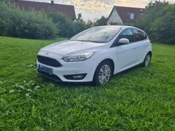 Weiß Gebraucht 2017 Ford Focus Limousine | 7.800 € (Fairer Preis)