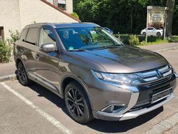 Braun Gebraucht 2018 Mitsubishi Outlander Classic Collection Plus SUV | 13.000 € (Superpreis)