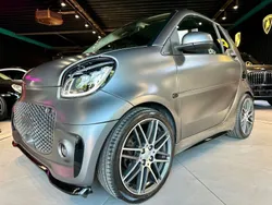 Grau Gebraucht 2016 Smart ForTwo Cabrio Brabus Cabrio | 28.890 €
