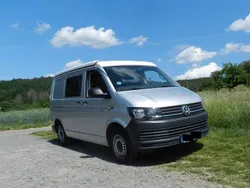 Silber Gebraucht 2016 VW T6 Van | 24.500 €
