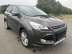 Grau Gebraucht 2015 Ford Kuga Individual SUV | 8.999 €