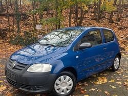 Blau Gebraucht 2009 VW Fox Refresh Kleinwagen | 2.950 € (Fairer Preis)