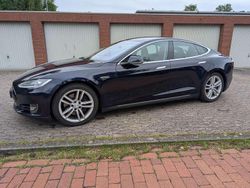 Blau Gebraucht 2015 Tesla Model S Kleinwagen | 26.000 €