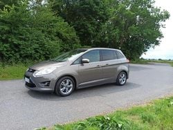 Braun Gebraucht 2013 Ford Grand C-Max Ambiente Van / Kleinbus | 4.900 € (Fairer Preis)