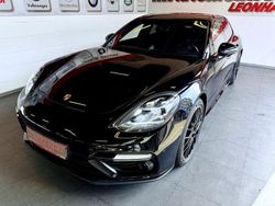 Tiefschwarz (metallic) Gebraucht 2018 Porsche Panamera Turbo Sport Turismo Limousine | 69.990 € (Fairer Preis)