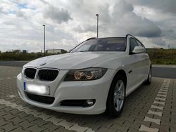 Weiß Gebraucht 2009 BMW 320 Efficient Dynamics Kombi | 6.300 € (Fairer Preis)