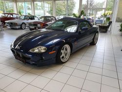 Blau Gebraucht 1998 Jaguar XKR Cabrio | 28.890 €