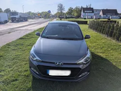 Grau Gebraucht 2018 Hyundai i20 Kleinwagen | 9.000 € (Fairer Preis)